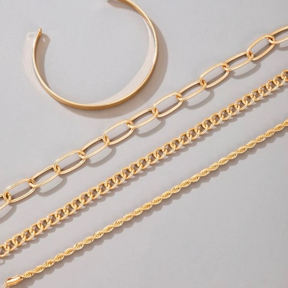 Golden Fantasy Chain Bracelets - Picture 3 of 4